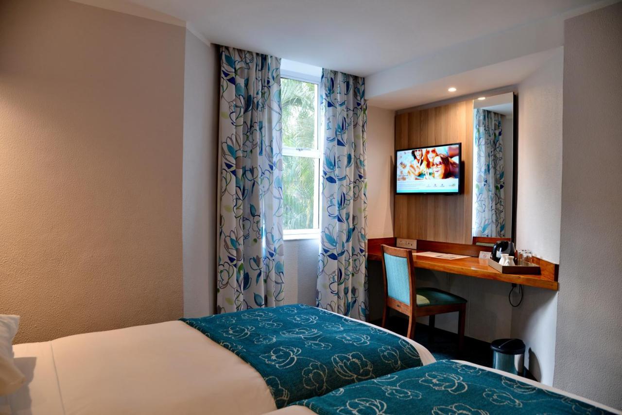 ทาวน์ ลอดจ์ เอ็มบอมเบลา Hotel Mbombela ภายนอก รูปภาพ