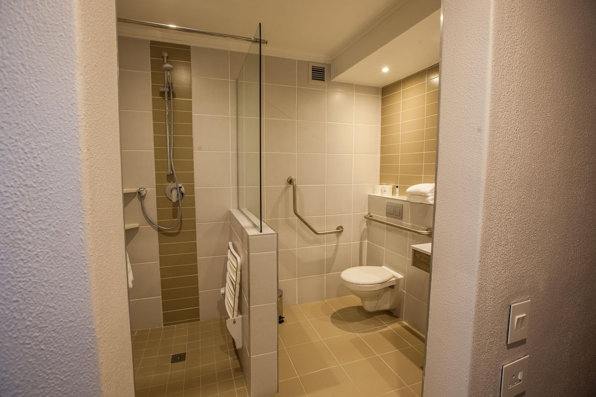 ทาวน์ ลอดจ์ เอ็มบอมเบลา Hotel Mbombela ภายนอก รูปภาพ