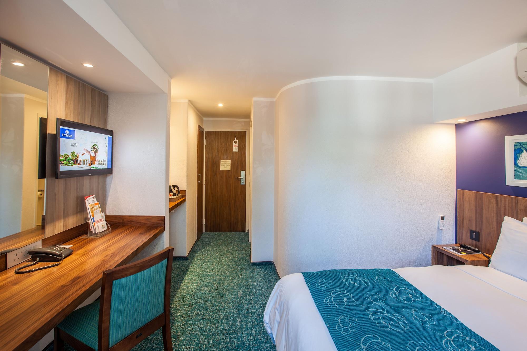 ทาวน์ ลอดจ์ เอ็มบอมเบลา Hotel Mbombela ภายนอก รูปภาพ