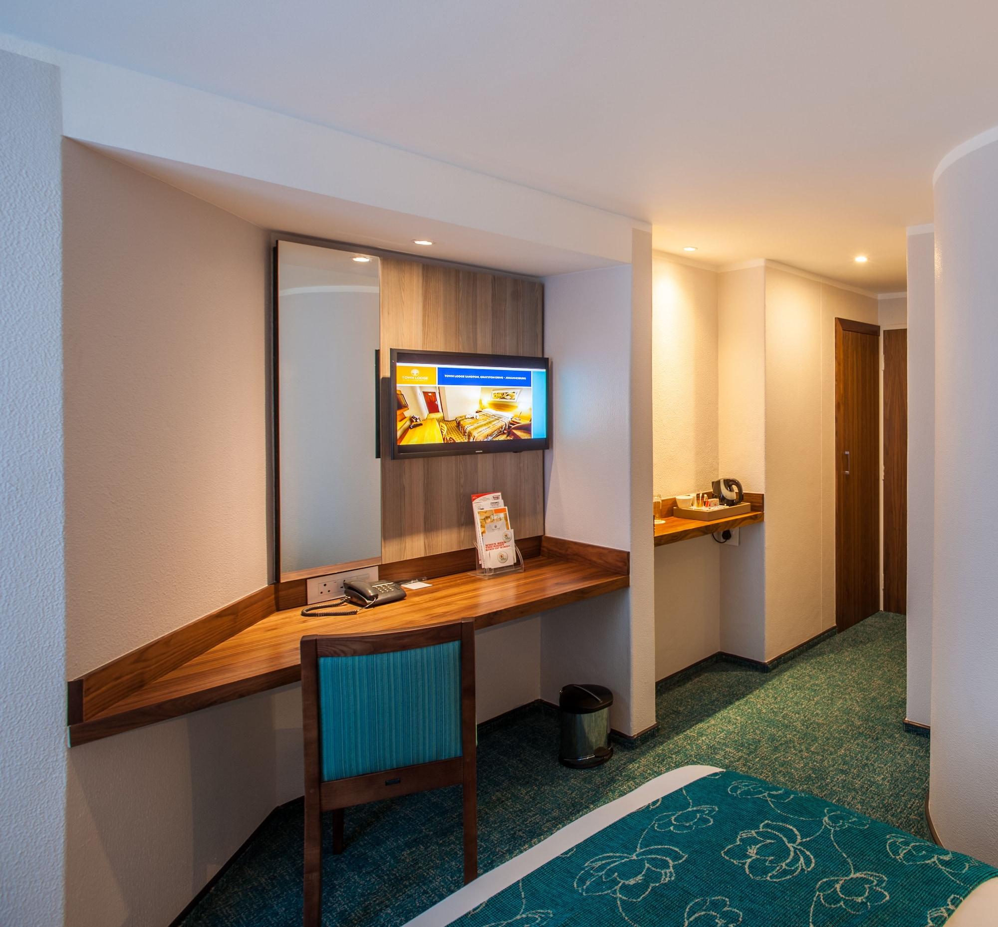 ทาวน์ ลอดจ์ เอ็มบอมเบลา Hotel Mbombela ภายนอก รูปภาพ