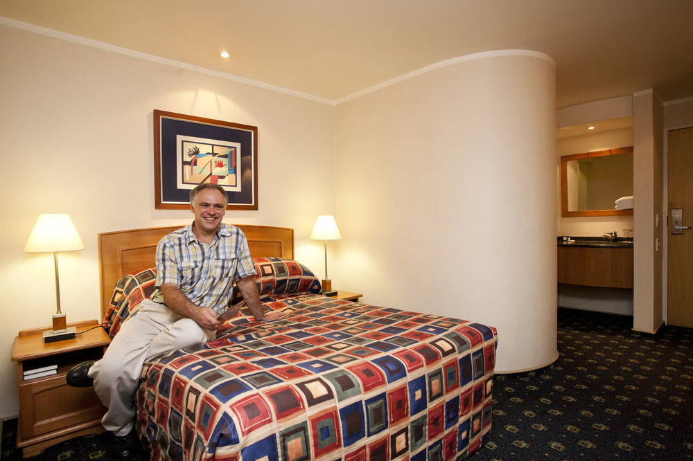 ทาวน์ ลอดจ์ เอ็มบอมเบลา Hotel Mbombela ภายนอก รูปภาพ