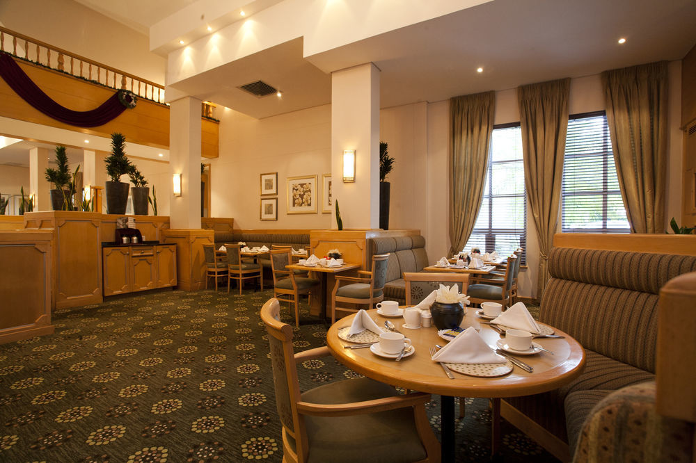 ทาวน์ ลอดจ์ เอ็มบอมเบลา Hotel Mbombela ภายนอก รูปภาพ